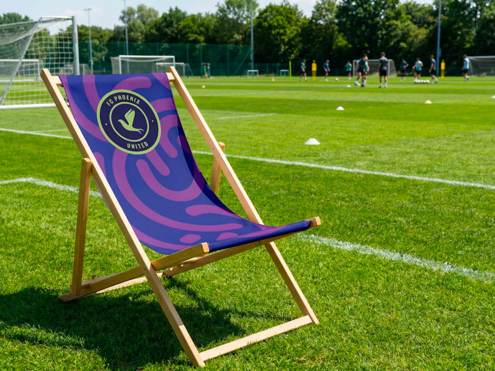 Liegestuhl für Sportvereine