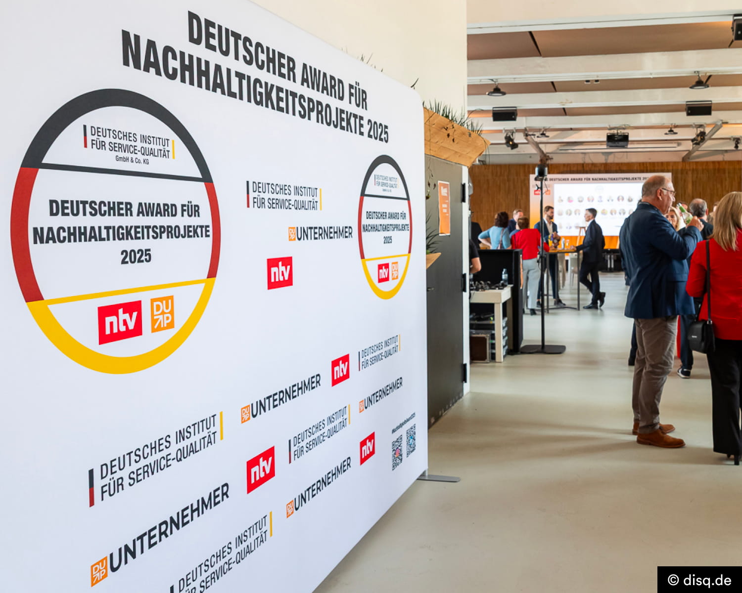 Zipperwall DISQ Nachhaltigkeitsprojekte